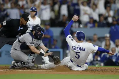 Yankees experience deja vu as Dodgers rally to grab first game of World Series rematch