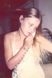 Thumbprint on cigarette carton leads to arrest in 1977 death of young woman