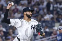 Devin Williams’ early struggles already raising big Yankees trade questions