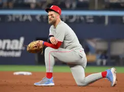 Phillies place Bryce Harper (wrist) on 10-day injured list, call up Otto Kemp from Triple-A